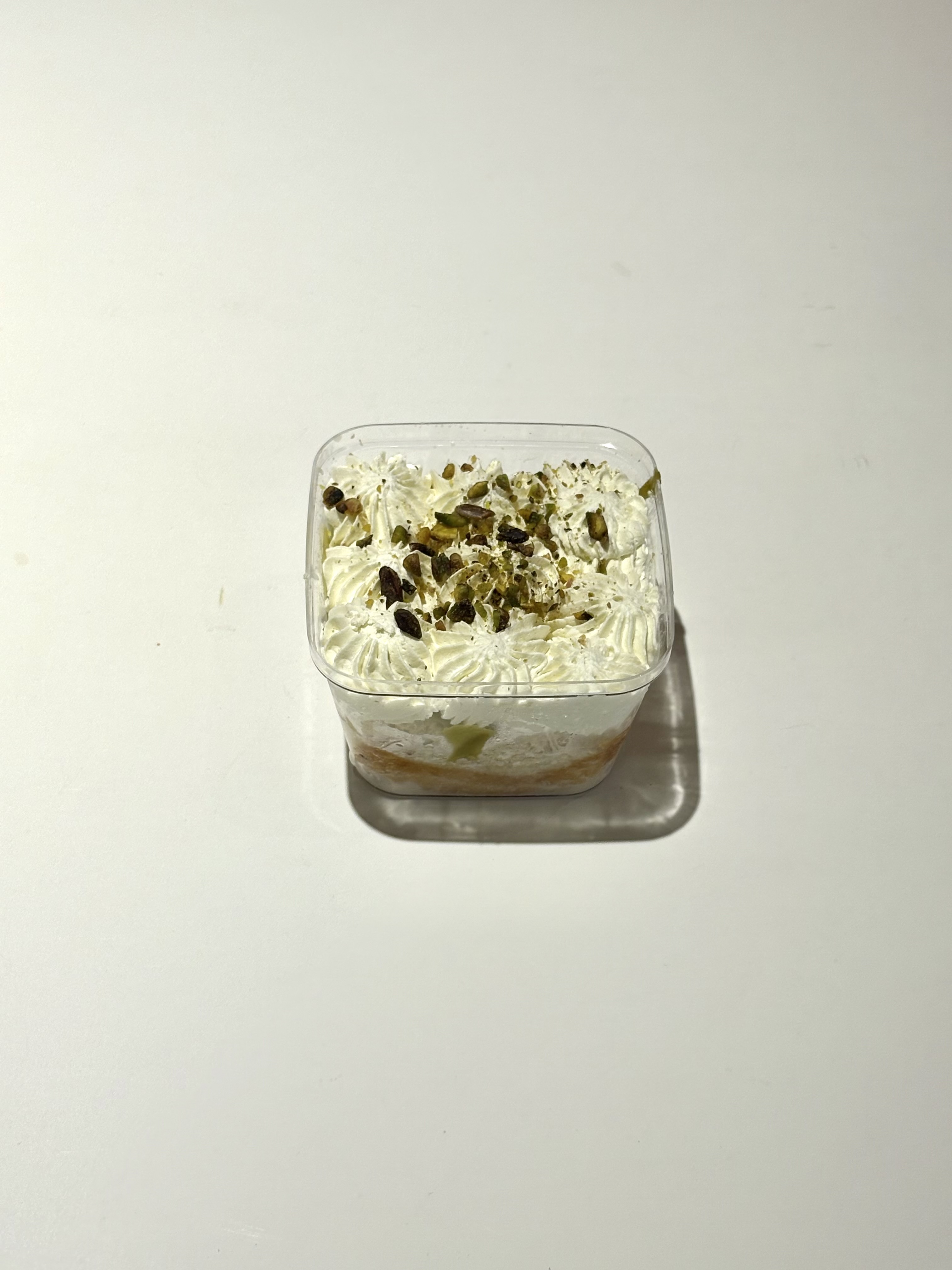 سه شیر پسته 